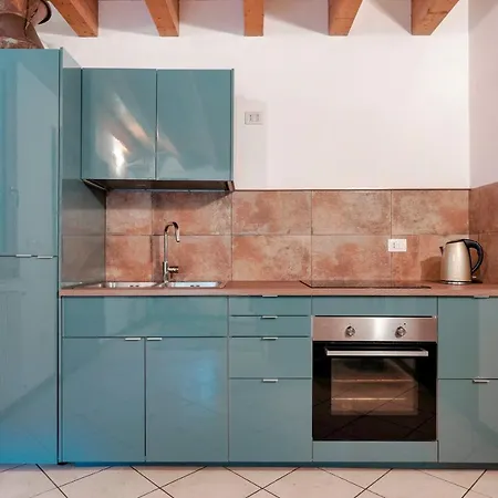 Apt24 - Mazzini 72
